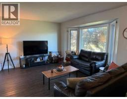 10415 107 Avenue, High Level, AB T0H1Z0 Photo 8