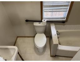 7623 130 Av Nw, Edmonton, AB T5C1Y3 Photo 13