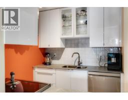 416 1433 Faircliff Lane, Victoria, BC V8S3J6 Photo 12