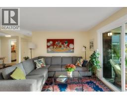 416 1433 Faircliff Lane, Victoria, BC V8S3J6 Photo 19
