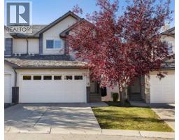 11 Royal Crest Court NW - photo 1