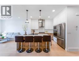 Family room - 452 Tekarra Drive Nw, Calgary, AB T3R2E9 Photo 11