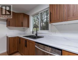 Primary Bedroom - 5606 50th Street, Lloydminster, AB T9V0N4 Photo 10