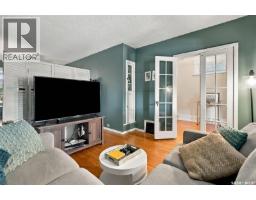 Bedroom - 2334 Garnet Street, Regina, SK S4T3A2 Photo 7