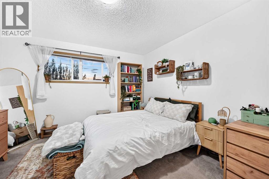 187 Millview Green SW - 24