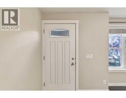711 Mckenzie Towne Square SE - photo 3