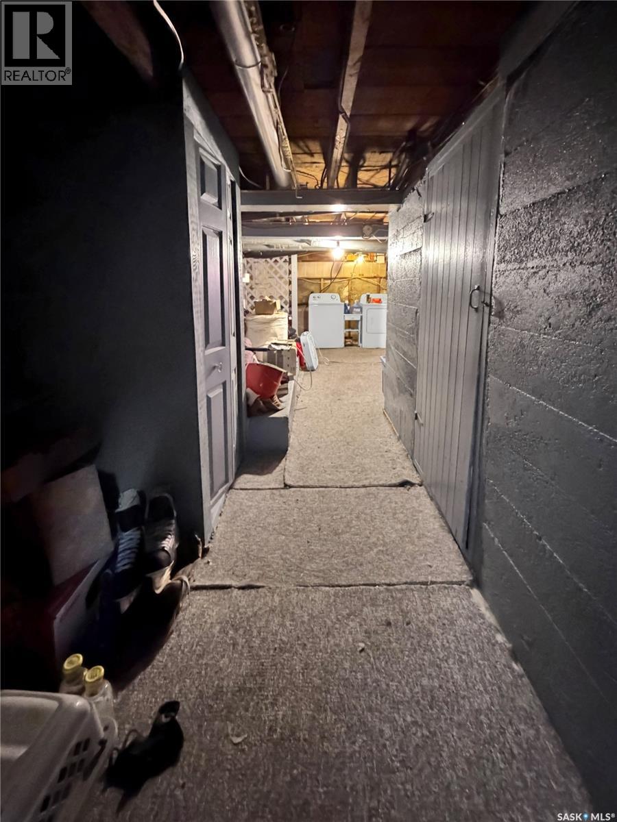 320 Pelly STREET - 33