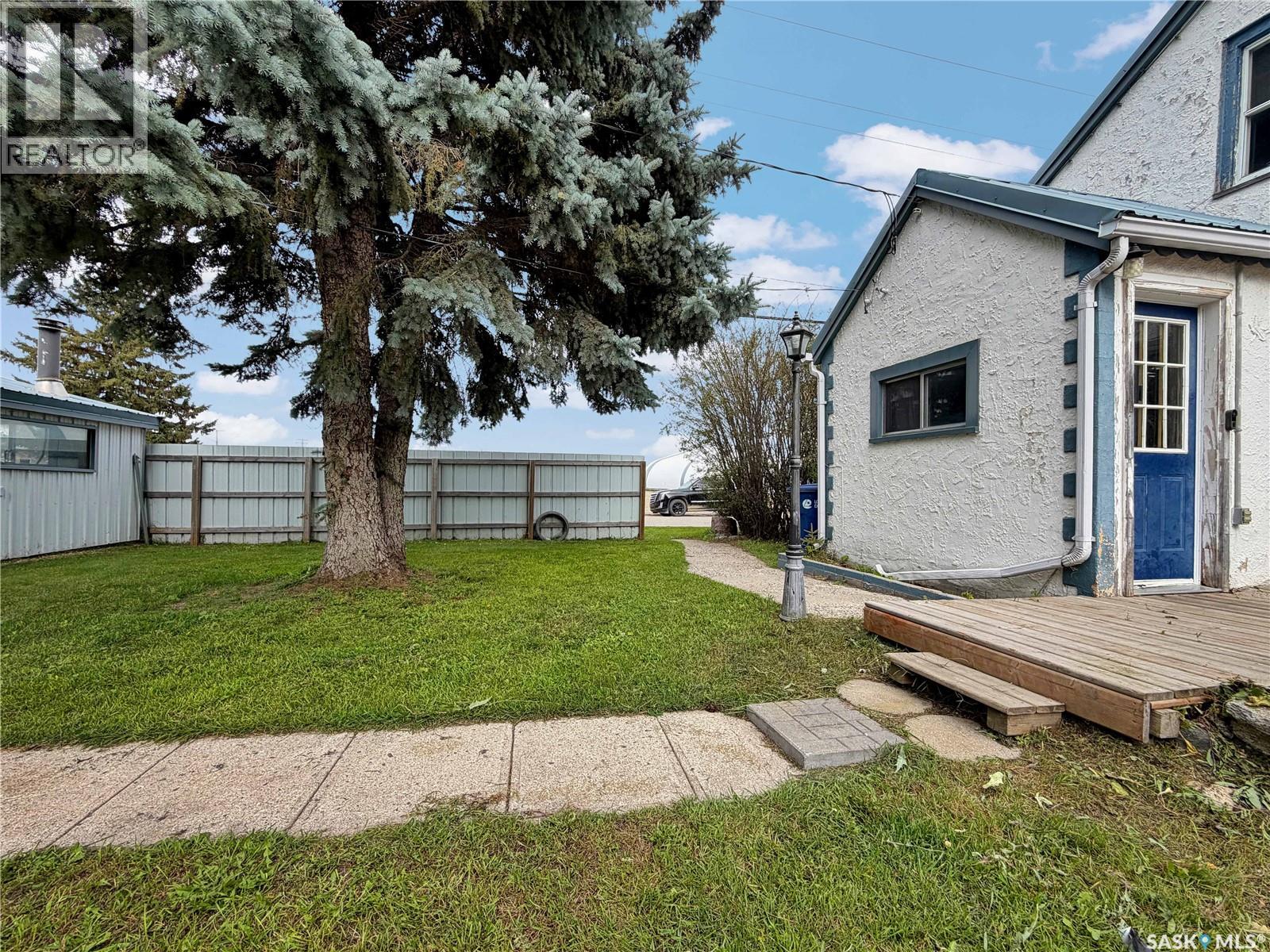 320 Pelly STREET - 37
