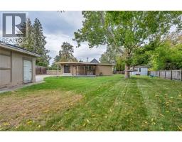 692 Vancouver Avenue, Penticton, BC V2A1A6 Photo 41