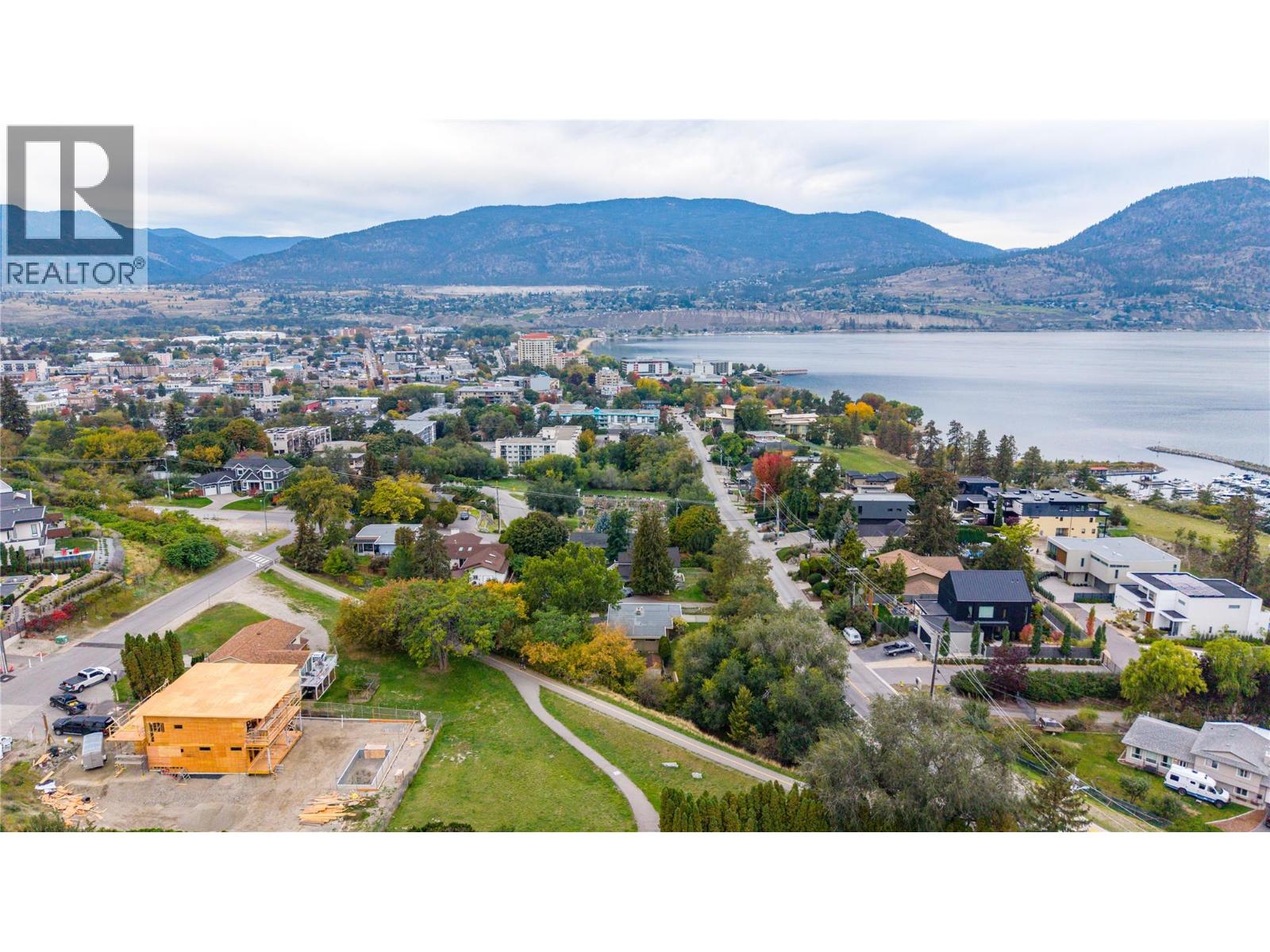 692 Vancouver Avenue - 58