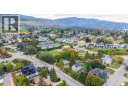 692 Vancouver Avenue, Penticton, BC V2A1A6 Photo 55