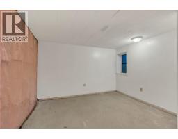 692 Vancouver Avenue, Penticton, BC V2A1A6 Photo 30