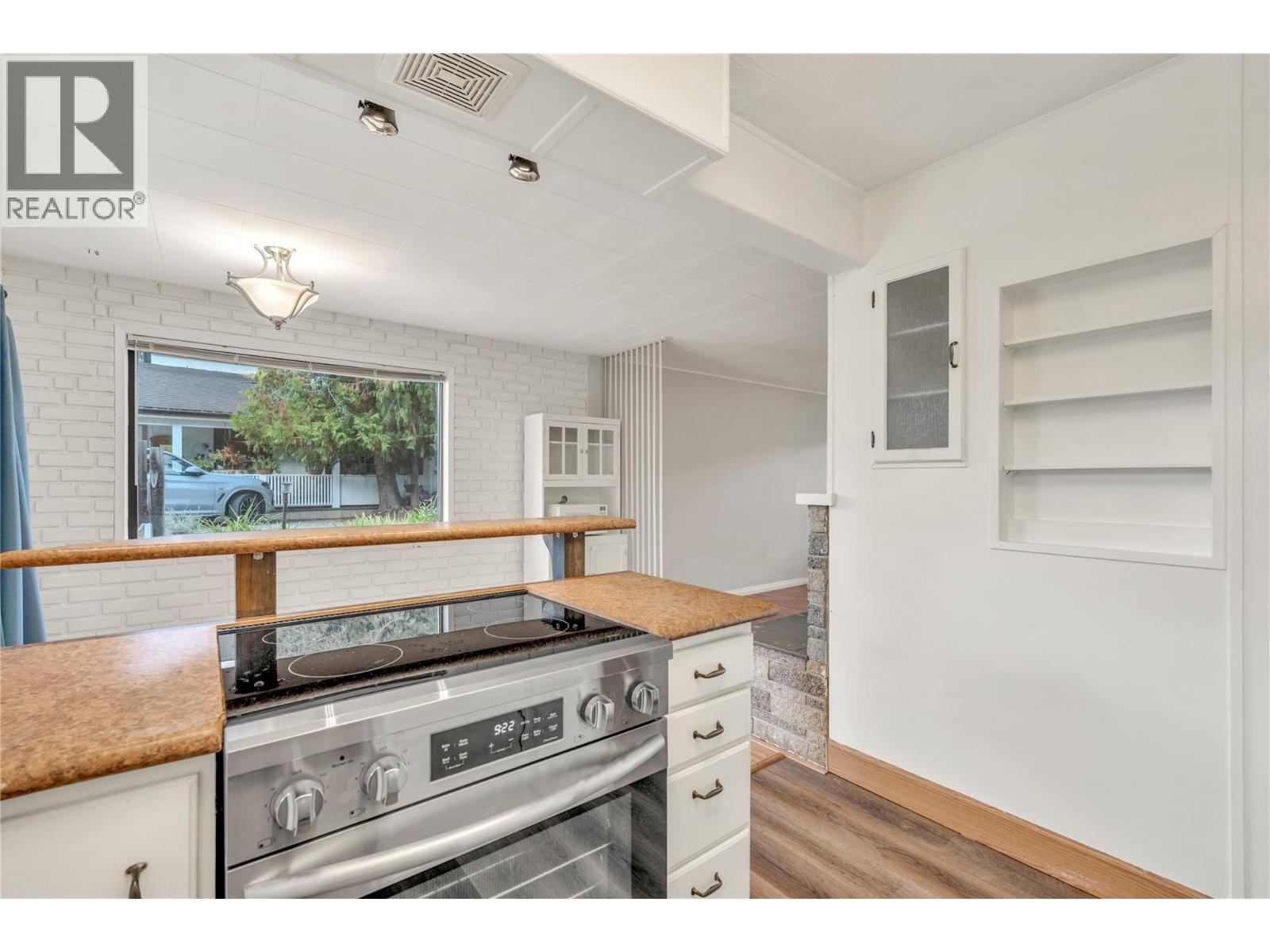  692 Vancouver Avenue, Penticton