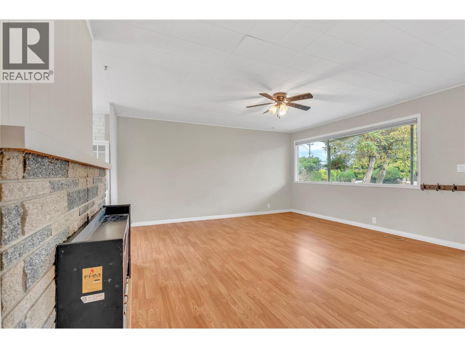 692 Vancouver Avenue - 5