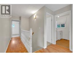 Foyer - 692 Vancouver Avenue, Penticton, BC V2A1A6 Photo 15
