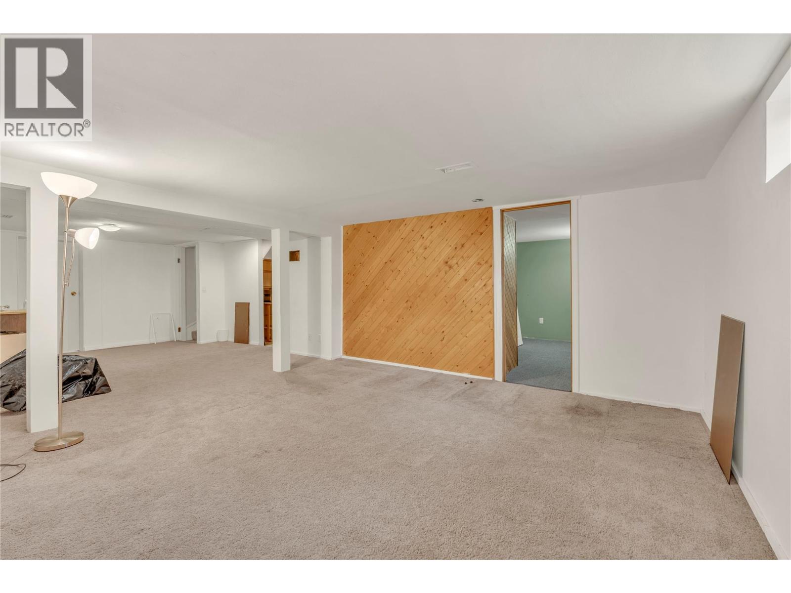 692 Vancouver Avenue - 28