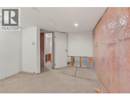 692 Vancouver Avenue, Penticton, BC V2A1A6 Photo 31