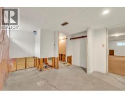 692 Vancouver Avenue, Penticton, BC V2A1A6 Photo 34