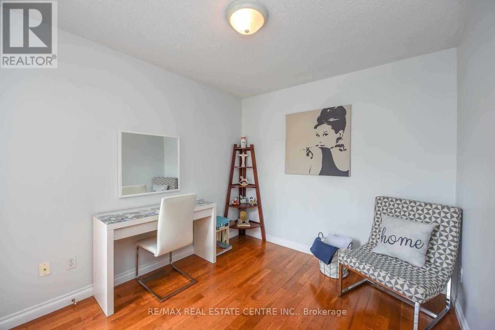 764 Avocado Crescent, Mississauga, ON photo 17
