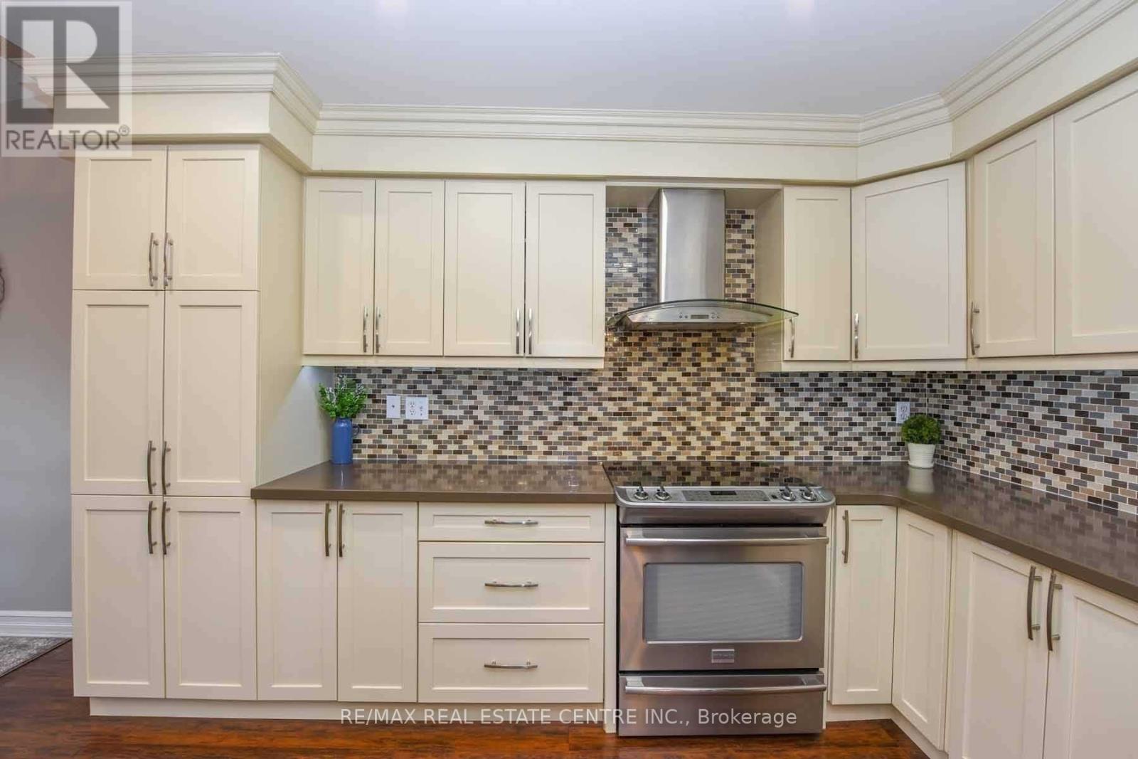 764 AVOCADO CRESCENT - 5