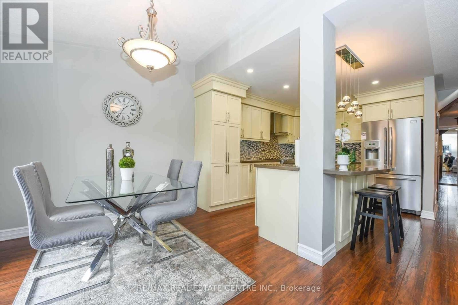 764 Avocado Crescent, Mississauga, ON photo 9