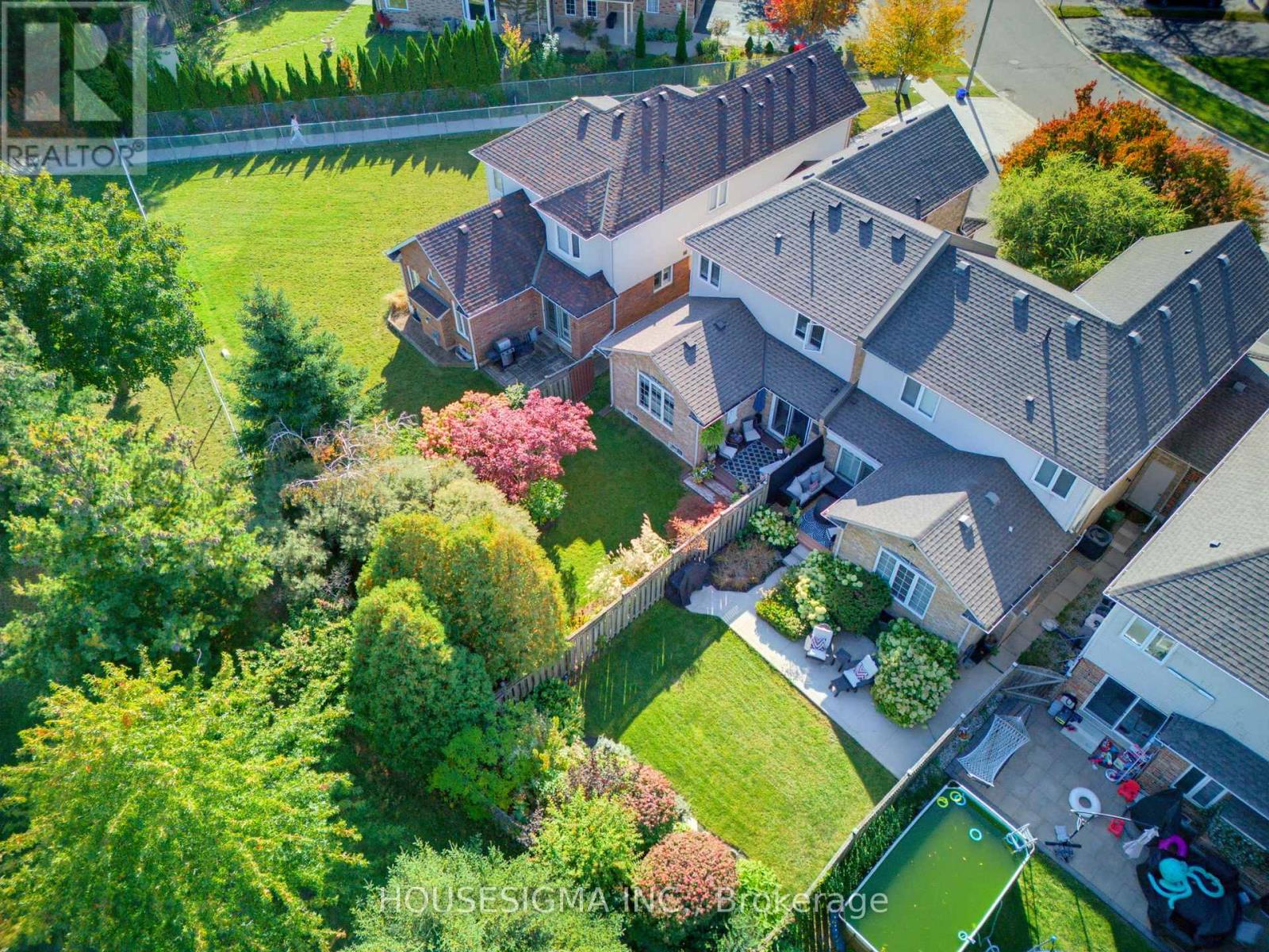 103 THOROUGHBRED BOULEVARD - 37