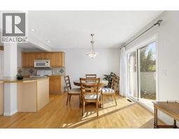 85 Royal Oak Crescent NW - photo 11