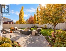 85 Royal Oak Crescent NW - photo 2