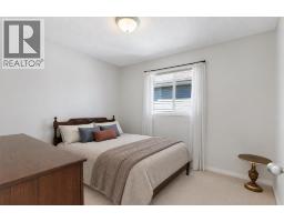 85 Royal Oak Crescent NW - photo 33