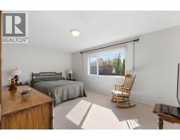 85 Royal Oak Crescent NW - photo 28