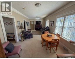 515 1st Street E, Shaunavon, SK S0N2M0 Photo 19