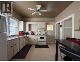 515 1st Street E, Shaunavon, SK S0N2M0 Photo 20