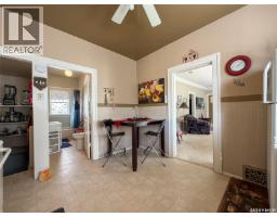 515 1st Street E, Shaunavon, SK S0N2M0 Photo 24