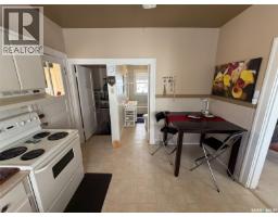 515 1st Street E, Shaunavon, SK S0N2M0 Photo 25