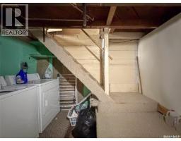 515 1st Street E, Shaunavon, SK S0N2M0 Photo 30