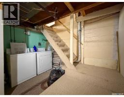 515 1st Street E, Shaunavon, SK S0N2M0 Photo 31