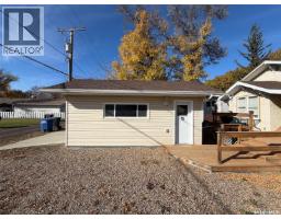 515 1st Street E, Shaunavon, SK S0N2M0 Photo 47
