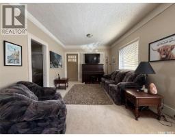 Laundry room - 515 1st Street E, Shaunavon, SK S0N2M0 Photo 9