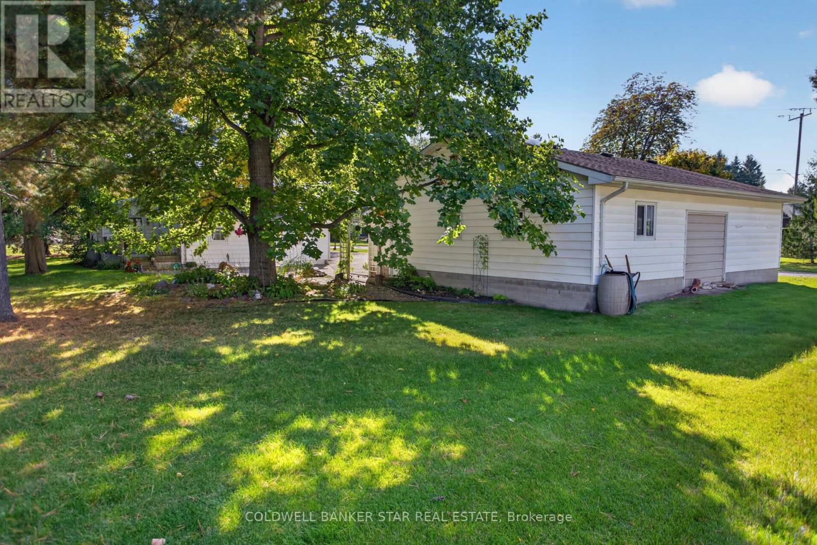 137 ST GEORGE STREET - 44