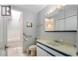624 30 Avenue NE - photo 12