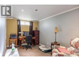 624 30 Avenue NE - photo 18