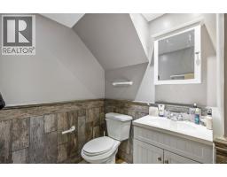 624 30 Avenue NE - photo 15