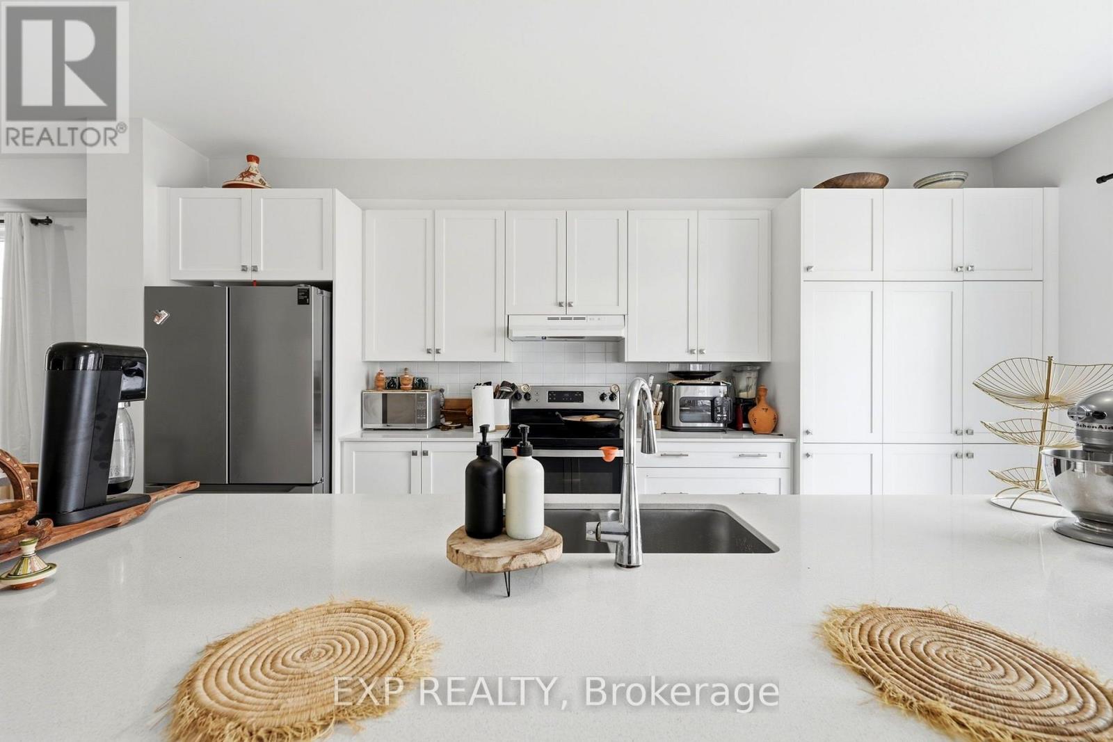 104 Hackamore Crescent — photo 10