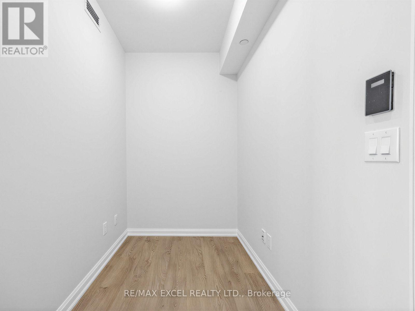 2403- 11 Bogert Avenue, Toronto, ON photo 25