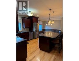 Kitchen - 220 Prior Road S Unit# 1, Kelowna, BC V1X2Y4 Photo 10