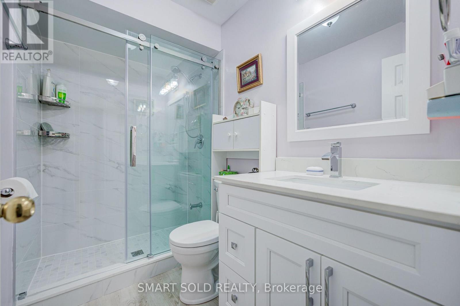70 CONNERY CRESCENT - 29