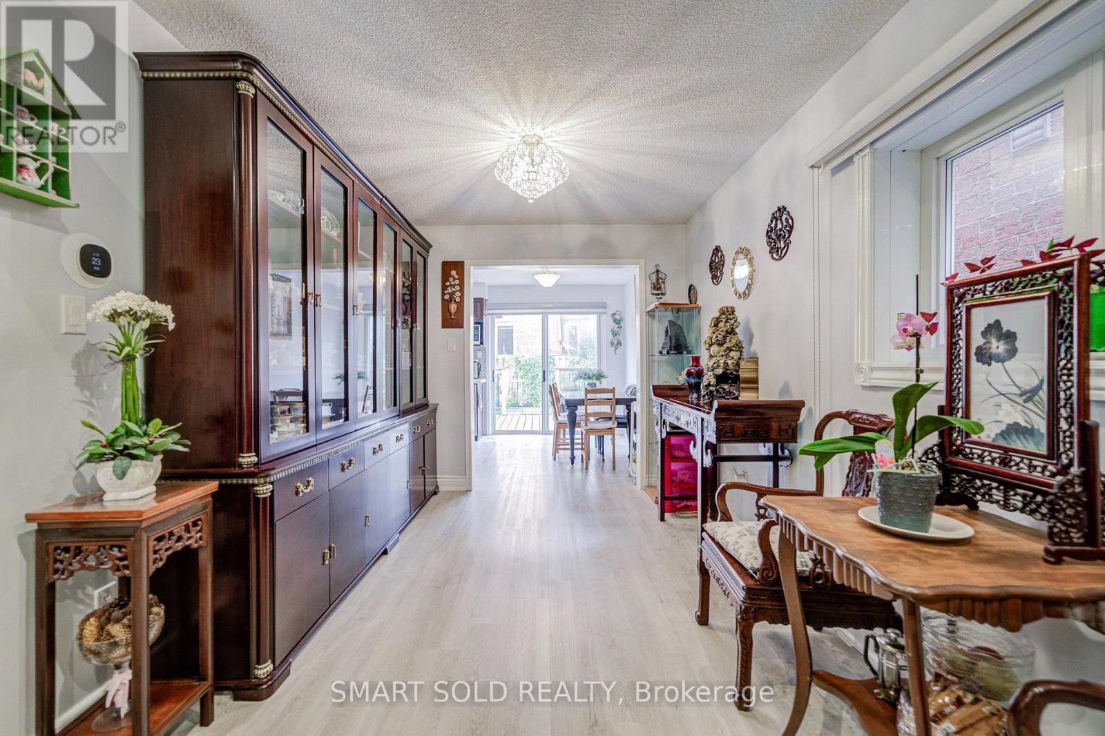 70 Connery Crescent, Markham, ON photo 6