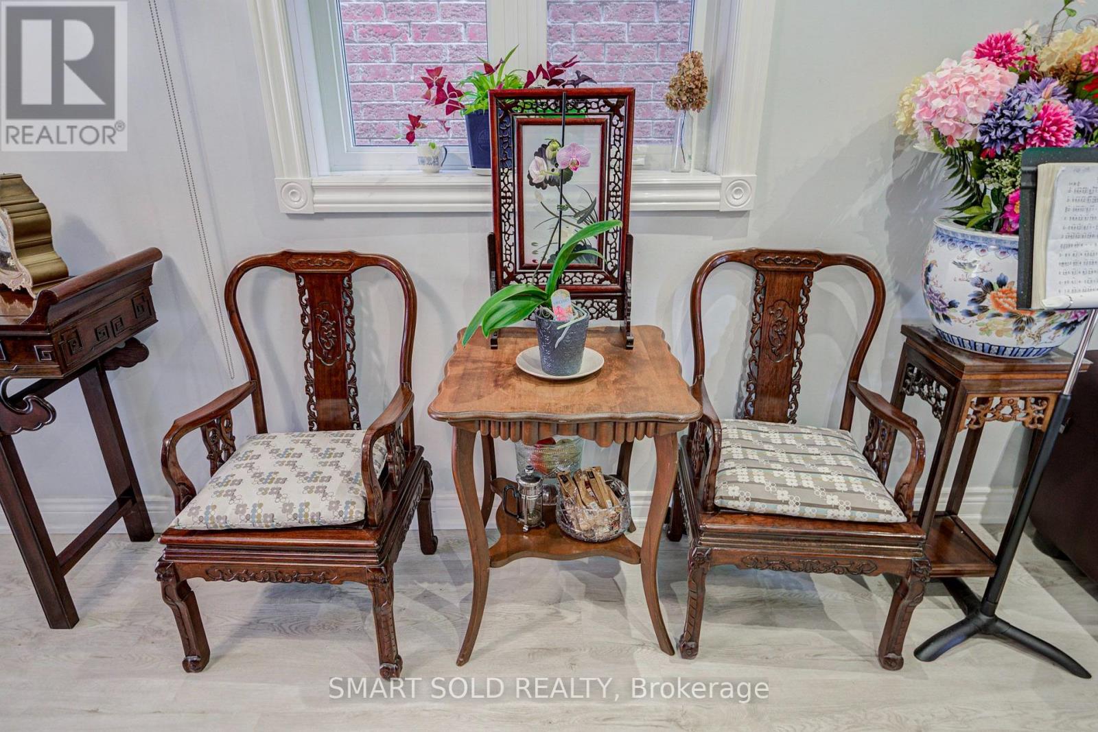 70 Connery Crescent, Markham, ON photo 8