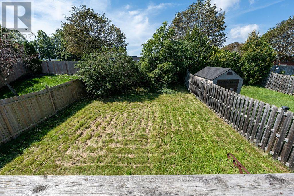 1005 FIELD COURT - 11