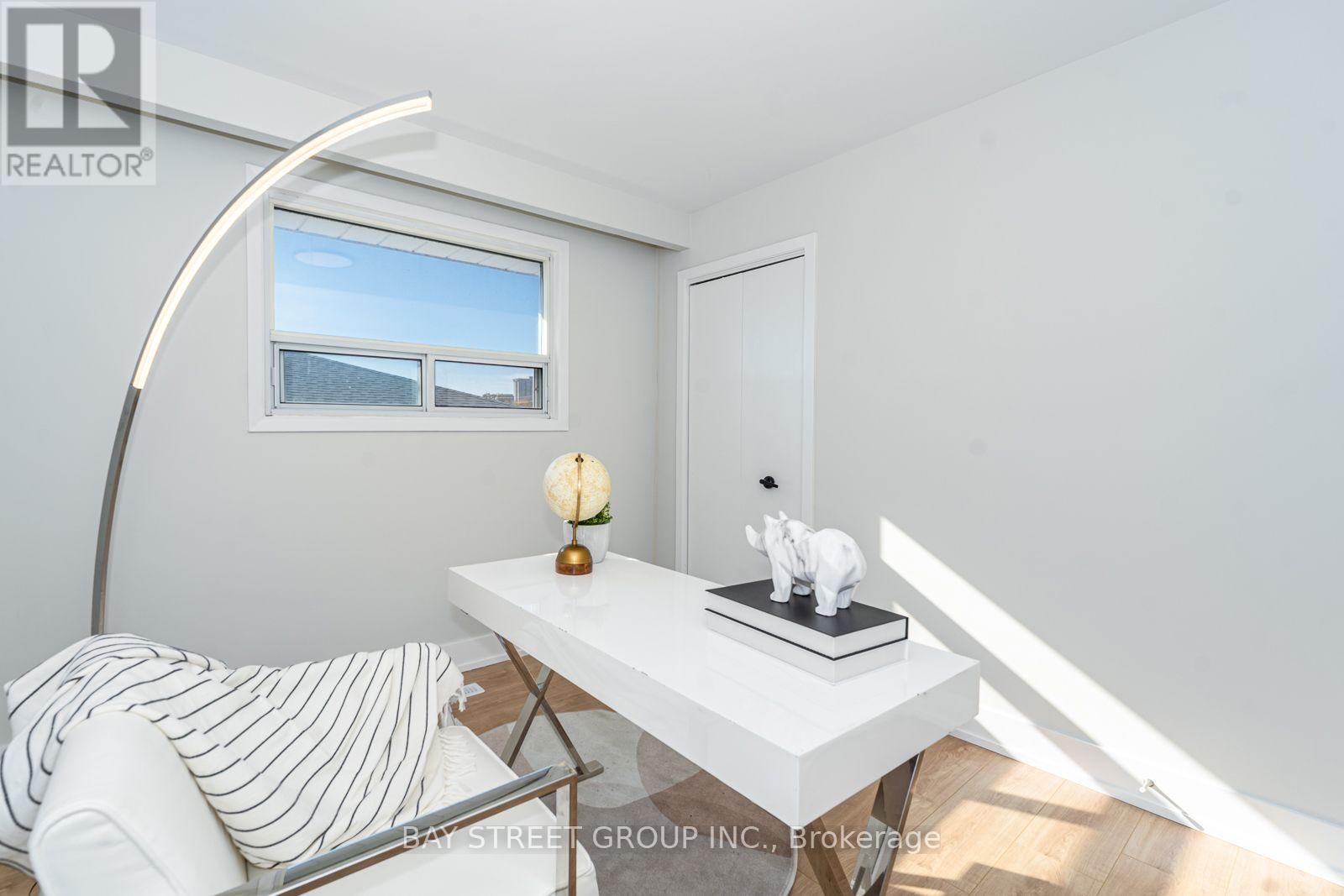 42 Faye Drive, Toronto, ON photo 17